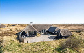Cozy Home In Blåvand With Kitchen